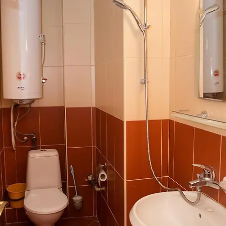 Apartment Peach Coloured 2-bdr By The Sea Garden
